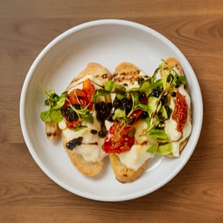 Caprese Burrata Crostini's